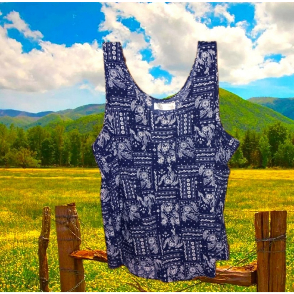 Time and Tru Dark Blue and White Bandana Print Sleeveless Top Size 22